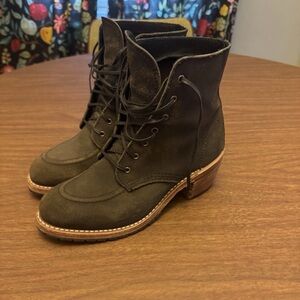 RED WING HERITAGE 3408 Clara Boot/Pewter Acampo/Gray Roughout